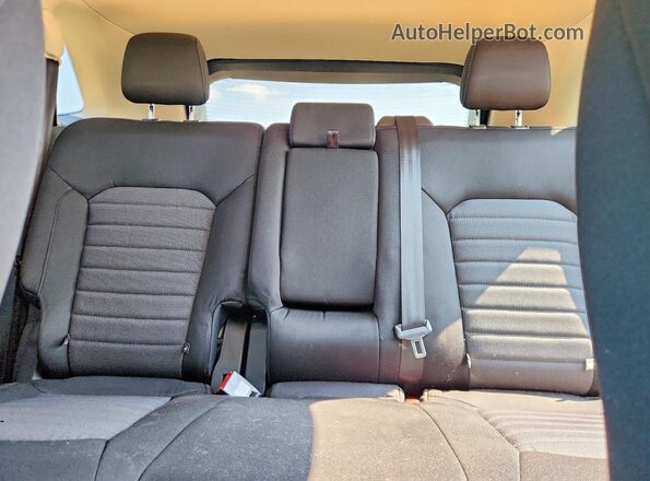 2FMPK3G9XJBC42658 2018 FORD EDGE Золотой Вид задних сидений