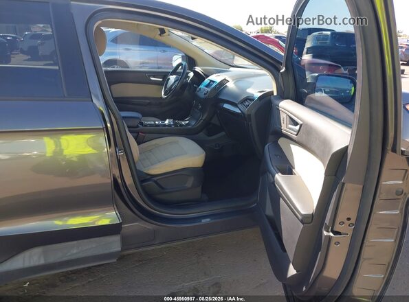 2FMPK3G9XKBC51376 2019 FORD EDGE Gray Front interior view