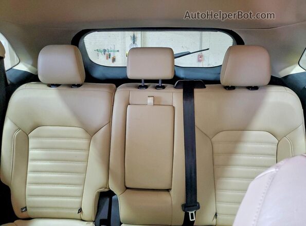 2FMPK3J82JBC25448 2018 FORD EDGE White Vista de los asientos traseros