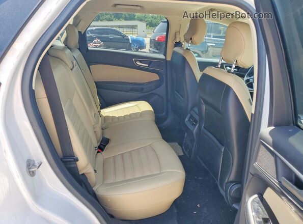 2FMPK3J84HBC24926 2017 FORD EDGE White Вид задньої частини салону