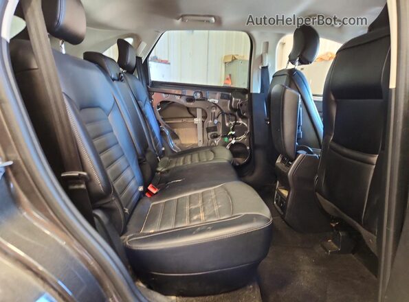 2FMPK3J86JBC33309 2018 FORD EDGE Серый Вид задних сидений
