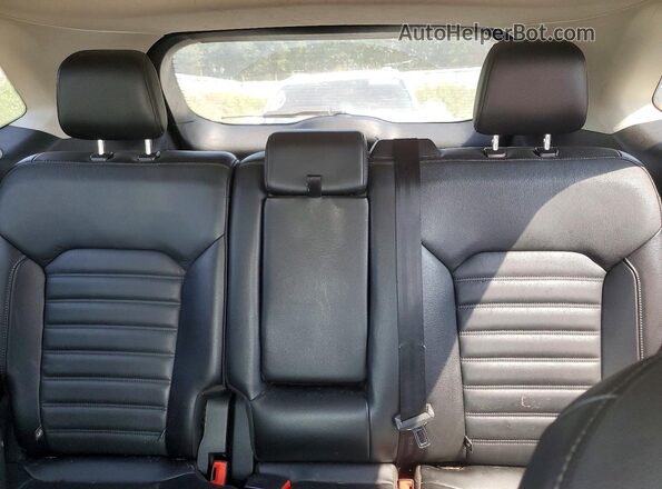 2FMPK3J88HBC62823 2017 FORD EDGE Silver Հետևի նստատեղերի տեսք