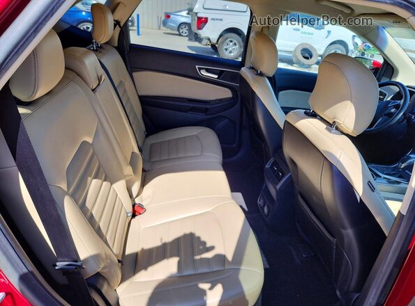2FMPK3J91JBB84707 2018 FORD EDGE Red Rear interior view
