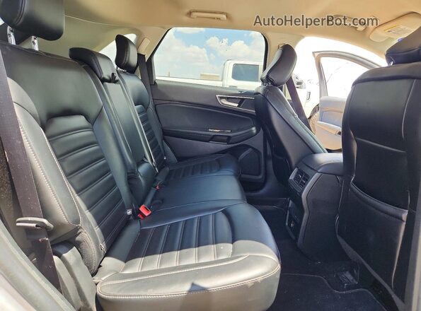 2FMPK3J91LBA17461 2020 FORD EDGE Silver უკანა სალონის ხედი