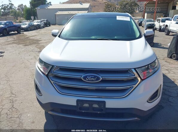 2FMPK3J92HBB94592 2017 FORD EDGE White Widok z przodu