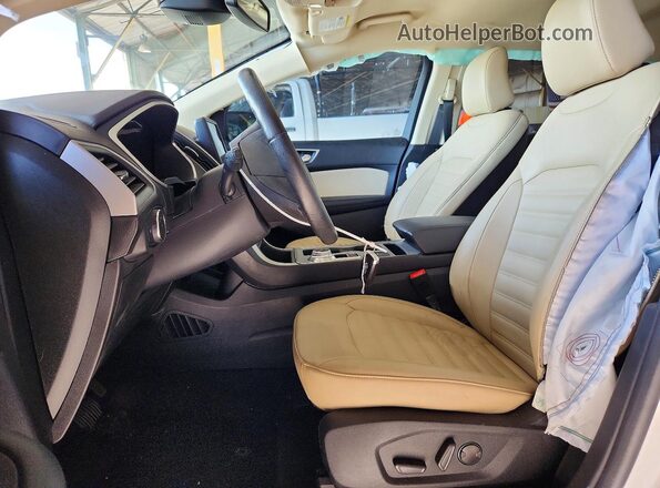 2FMPK3J92MBA35632 2021 FORD EDGE White Widok wnętrza z przodu