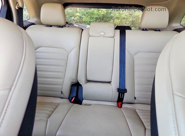 2FMPK3J94KBB08089 2019 FORD EDGE Red Vista de los asientos traseros