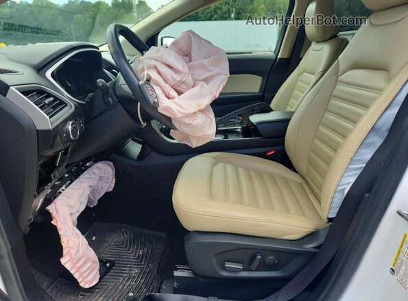 2FMPK3J94LBA34223 2020 FORD EDGE Белый Вид салона спереди