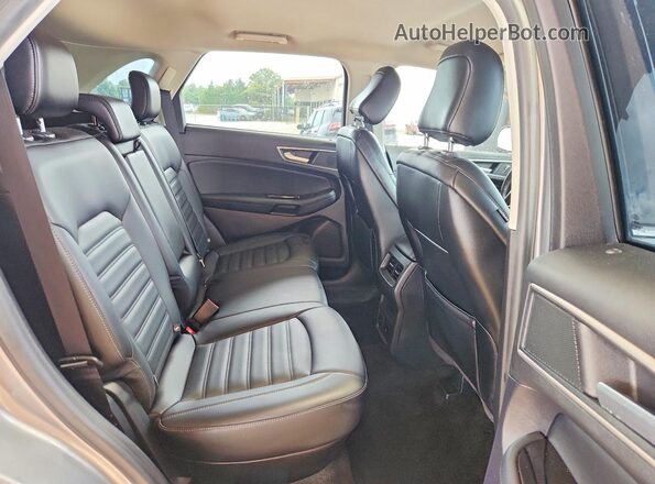 2FMPK3J94LBA49255 2020 FORD EDGE Серебряный Вид задней части салона