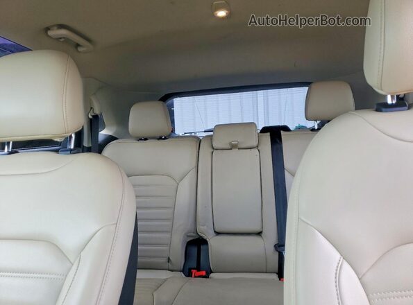 2FMPK3J96KBB38341 2019 FORD EDGE Blue Rear seats view