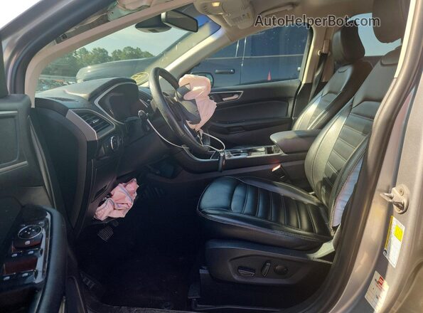 2FMPK3J96LBA44039 2020 FORD EDGE Серебряный Вид салона спереди