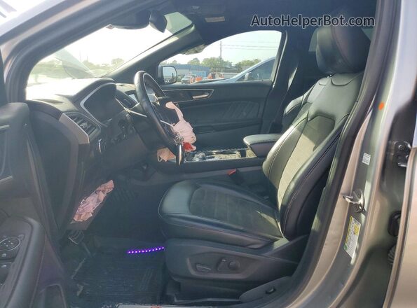 2FMPK3J98LBB55756 2020 FORD EDGE Silver Front interior view
