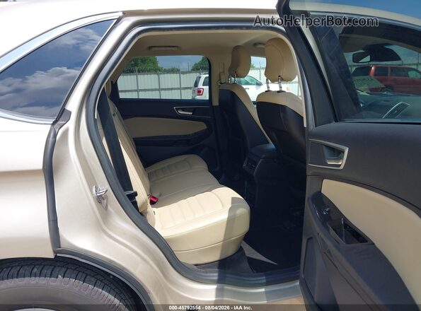 2FMPK3J9XJBC18515 2018 FORD EDGE Gold Widok naklejki z numerem VIN
