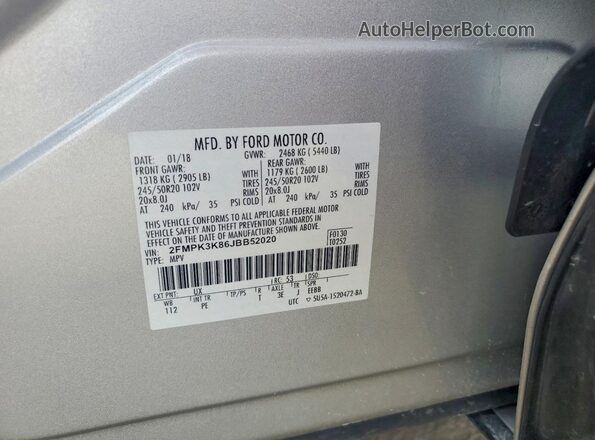 2FMPK3K86JBB52020 2018 FORD EDGE Silver Vista del compartimento del motor