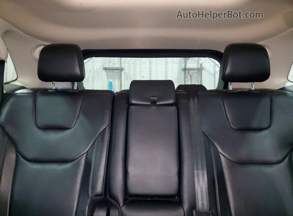 2FMPK3K90KBC74186 2019 FORD EDGE Black Rear seats view