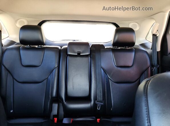 2FMPK3K92JBB44067 2018 FORD EDGE Silver Vista de los asientos traseros