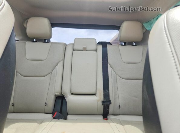 2FMPK3K93GBB47794 2016 FORD EDGE White Rear seats view
