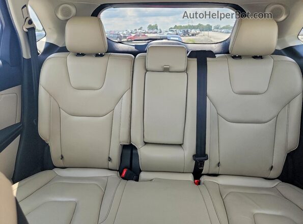 2FMPK3K94HBB53105 2017 FORD EDGE Gray Widok tylnych siedzeń