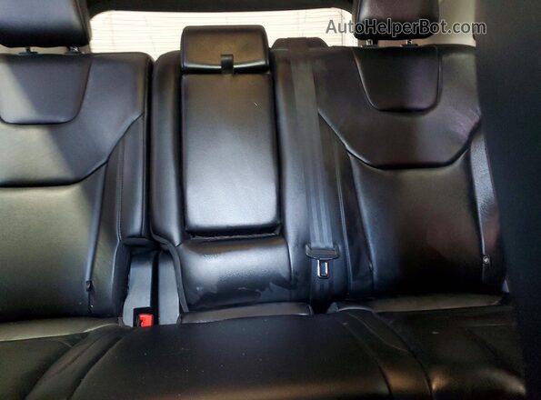 2FMPK3K96LBA30592 2020 FORD EDGE Silver Հետևի նստատեղերի տեսք