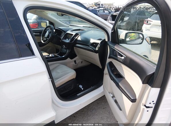 2FMPK3K98LBB16261 2020 FORD EDGE Белый Вид салона спереди