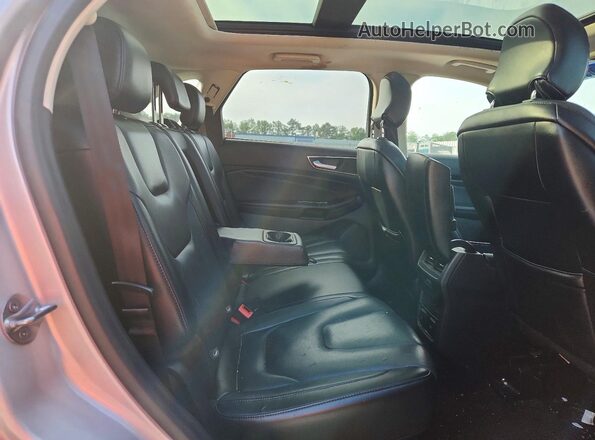 2FMPK3K99HBB20262 2017 FORD EDGE Silver Rear interior view
