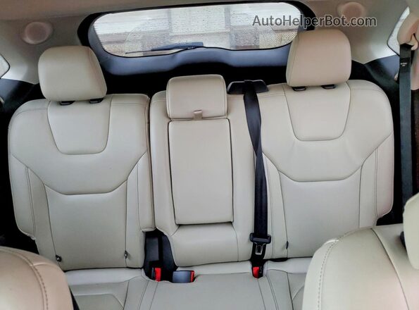 2FMPK3K99HBB50913 2017 FORD EDGE Red Rear seats view