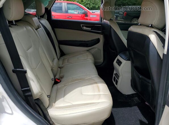 2FMPK3K9XHBC44136 2017 FORD EDGE White Widok wnętrza z tyłu