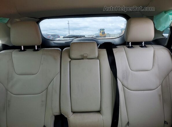 2FMPK3K9XHBC44136 2017 FORD EDGE White Widok tylnych siedzeń