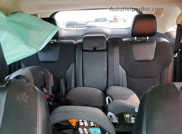 2FMPK4AP1JBB58595 2018 FORD EDGE White უკანა სავარძლების ხედი