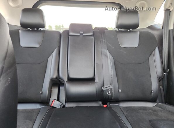 2FMPK4AP3HBC20623 2017 FORD EDGE Red უკანა სავარძლების ხედი