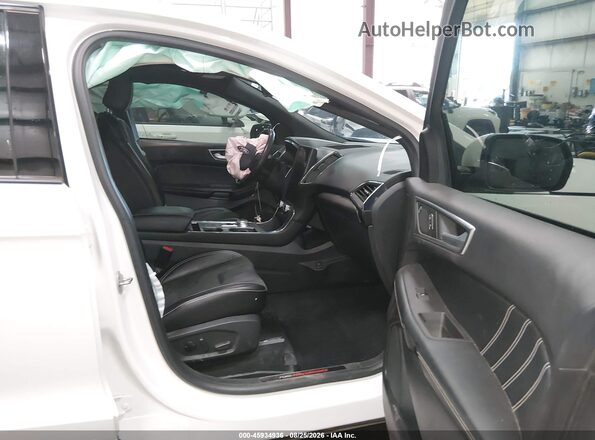 2FMPK4AP3MBA59409 2021 FORD EDGE Белый Вид салона спереди