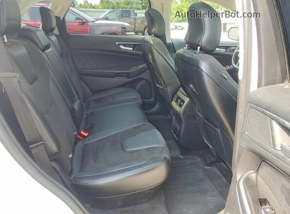 2FMPK4AP6JBB37709 2018 FORD EDGE White Vista interior trasera