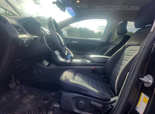 2FMPK4G94HBB71005 2017 FORD EDGE White Front interior view