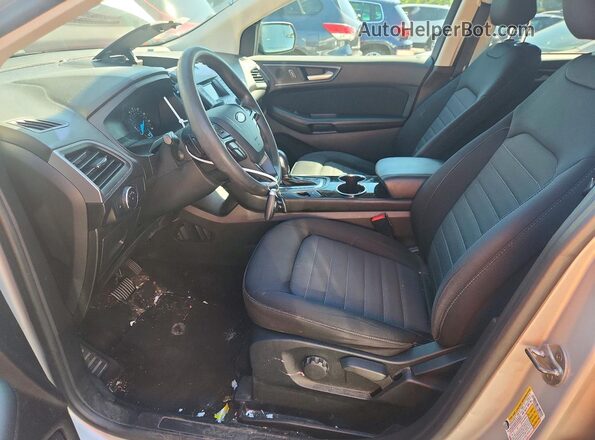 2FMPK4G97HBC57229 2017 FORD EDGE Серебряный Вид салона спереди