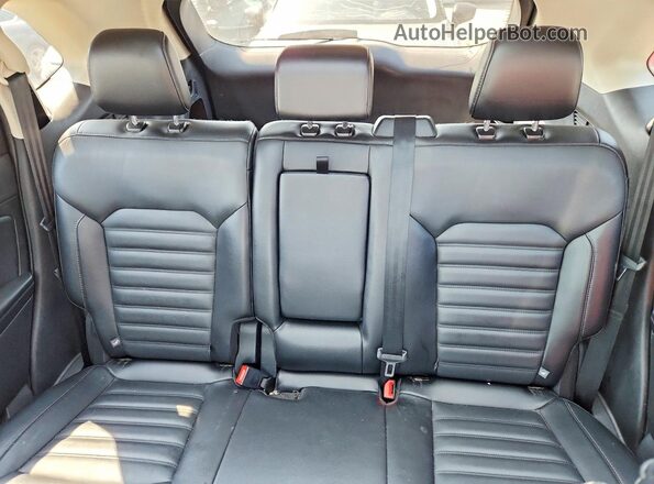 2FMPK4J80HBB84608 2017 FORD EDGE Black Հետևի նստատեղերի տեսք