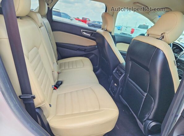 2FMPK4J82GBC63471 2016 FORD EDGE White Rear seats view