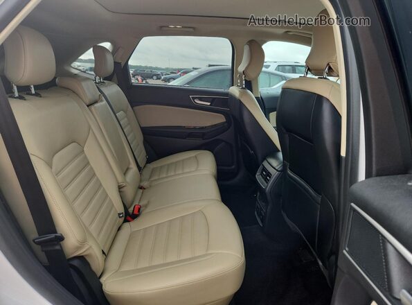 2FMPK4J85JBC09184 2018 FORD EDGE White Вид задньої частини салону