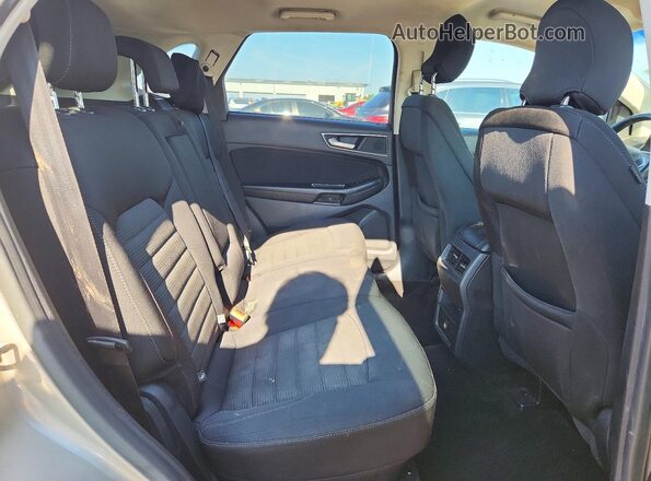2FMPK4J89HBC08050 2017 FORD EDGE Beige Widok wnętrza z tyłu