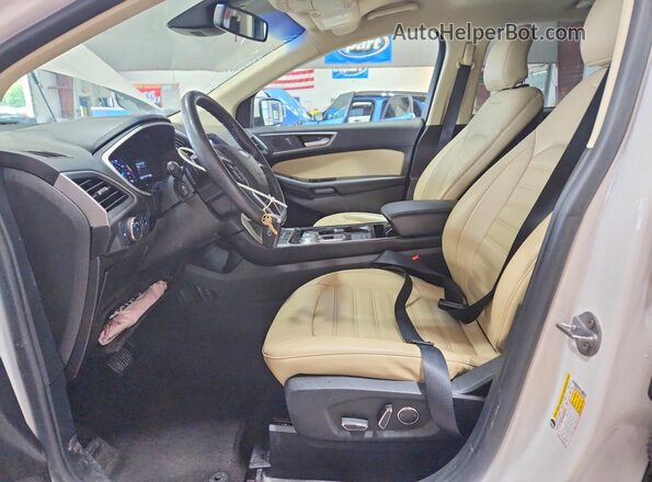 2FMPK4J90KBB45551 2019 FORD EDGE White Вид салону спереду