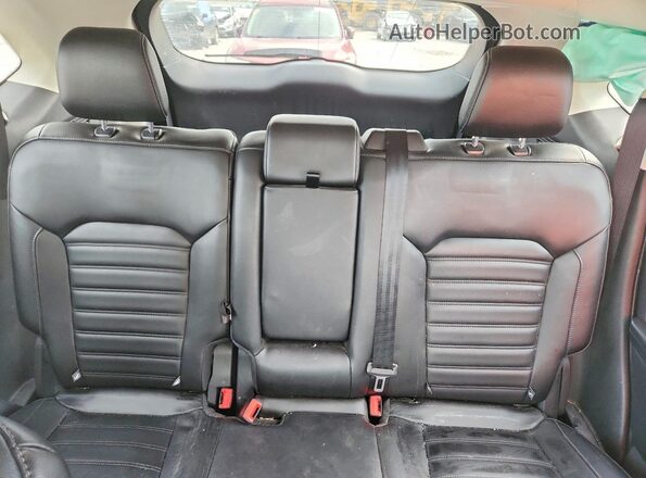 2FMPK4J90KBC71702 2019 FORD EDGE Green Հետևի նստատեղերի տեսք