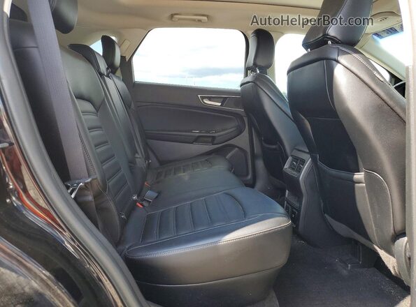 2FMPK4J90LBA21894 2020 FORD EDGE Black Widok wnętrza z tyłu
