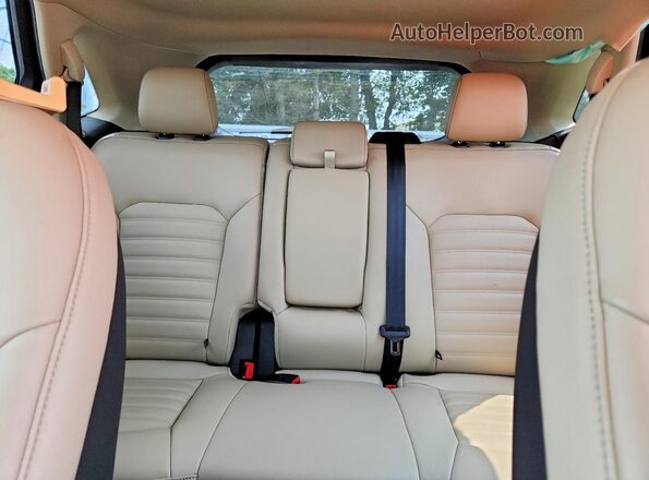 2FMPK4J90NBA72590 2022 FORD EDGE Blue Vista de los asientos traseros