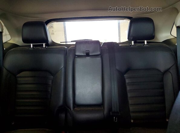 2FMPK4J90RBA67718 2024 FORD EDGE Gray Rear seats view