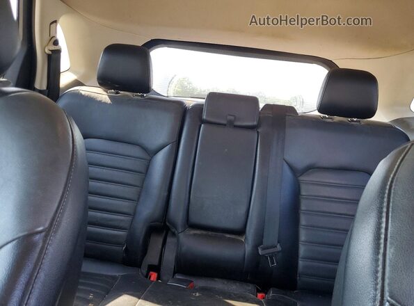 2FMPK4J91JBC59413 2018 FORD EDGE Maroon Widok tylnych siedzeń