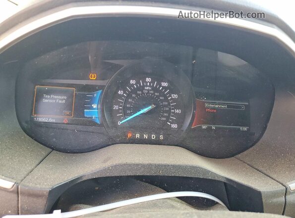 2FMPK4J91JBC59413 2018 FORD EDGE Maroon Widok zestawu wskaźników