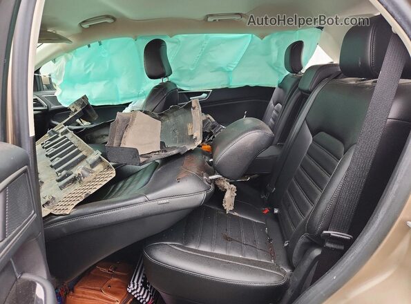 2FMPK4J91LBB21101 2020 FORD EDGE Gold უკანა სალონის ხედი