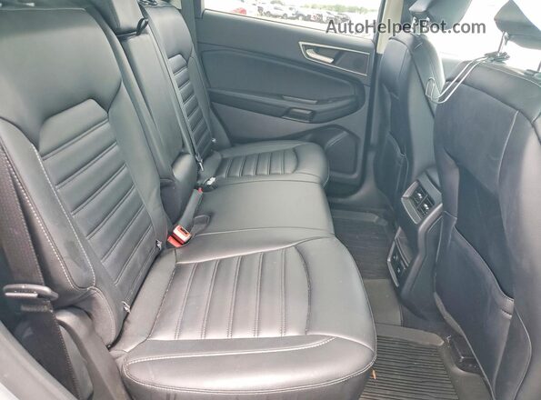2FMPK4J91RBA26370 2024 FORD EDGE Silver Rear interior view