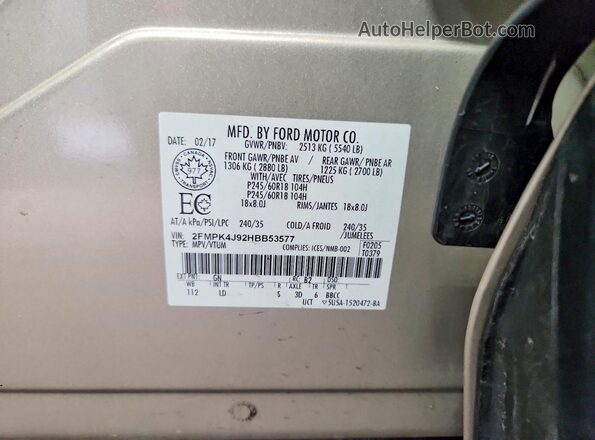 2FMPK4J92HBB53577 2017 FORD EDGE Beige Vista del compartimento del motor