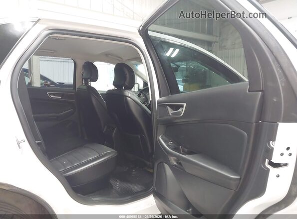 2FMPK4J92HBC01143 2017 FORD EDGE White Widok naklejki z numerem VIN