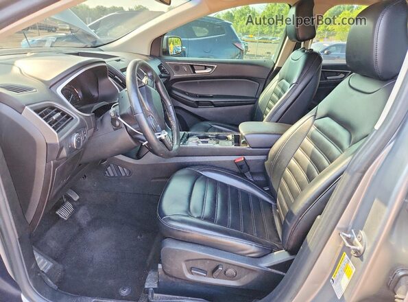 2FMPK4J92LBA85189 2020 FORD EDGE Серебряный Вид салона спереди